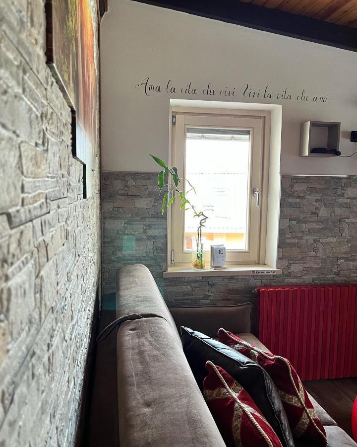 Residenze Vezza - Home Sweet Home- เวซซาโดโญ ภายนอก รูปภาพ