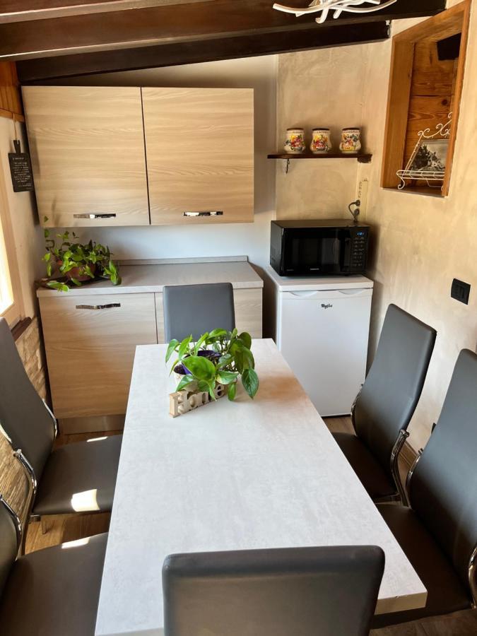 Residenze Vezza - Home Sweet Home- เวซซาโดโญ ภายนอก รูปภาพ