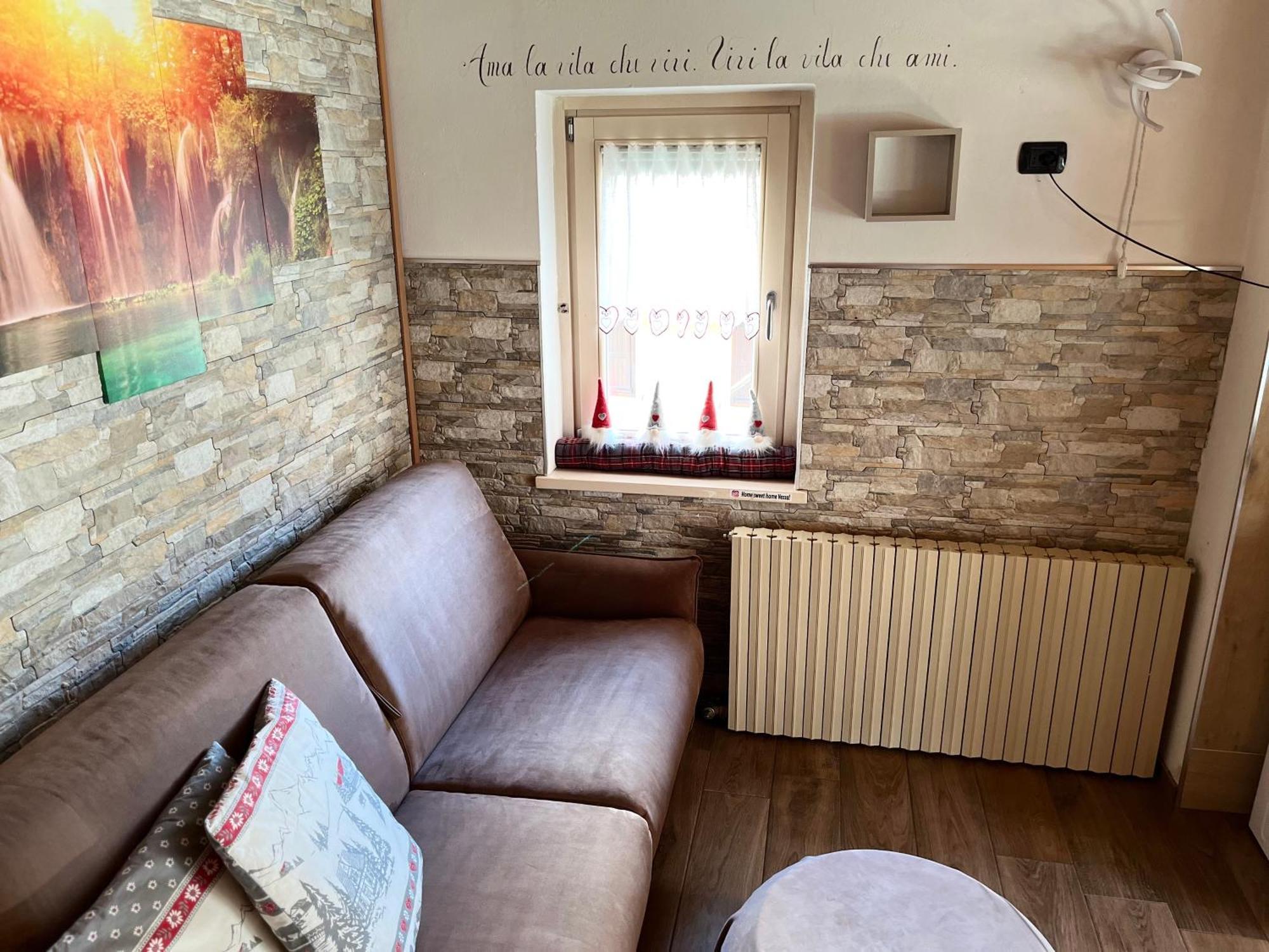 Residenze Vezza - Home Sweet Home- เวซซาโดโญ ภายนอก รูปภาพ
